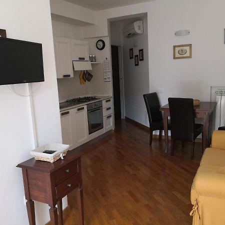 Grazioso Appartamento In Centro A Numana Exterior photo